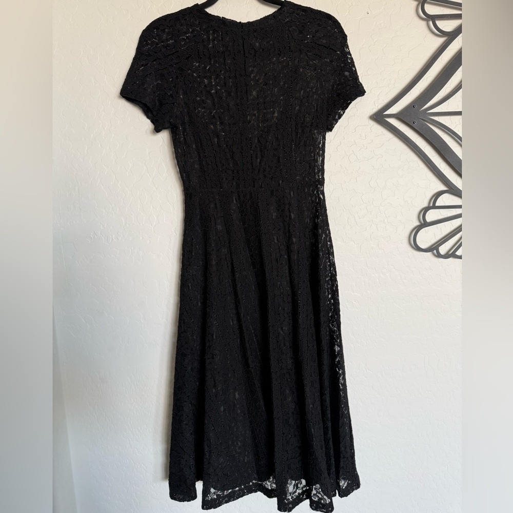 GOLDIE Classic Black Short Sleeve Lace Midi Dress w/ Slip Dress - Small